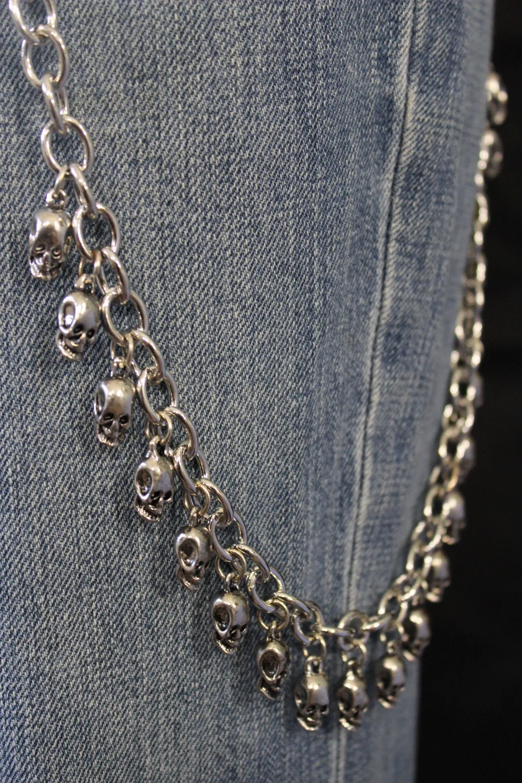 24" Mini Skull Dangle Charm Wallet Chain