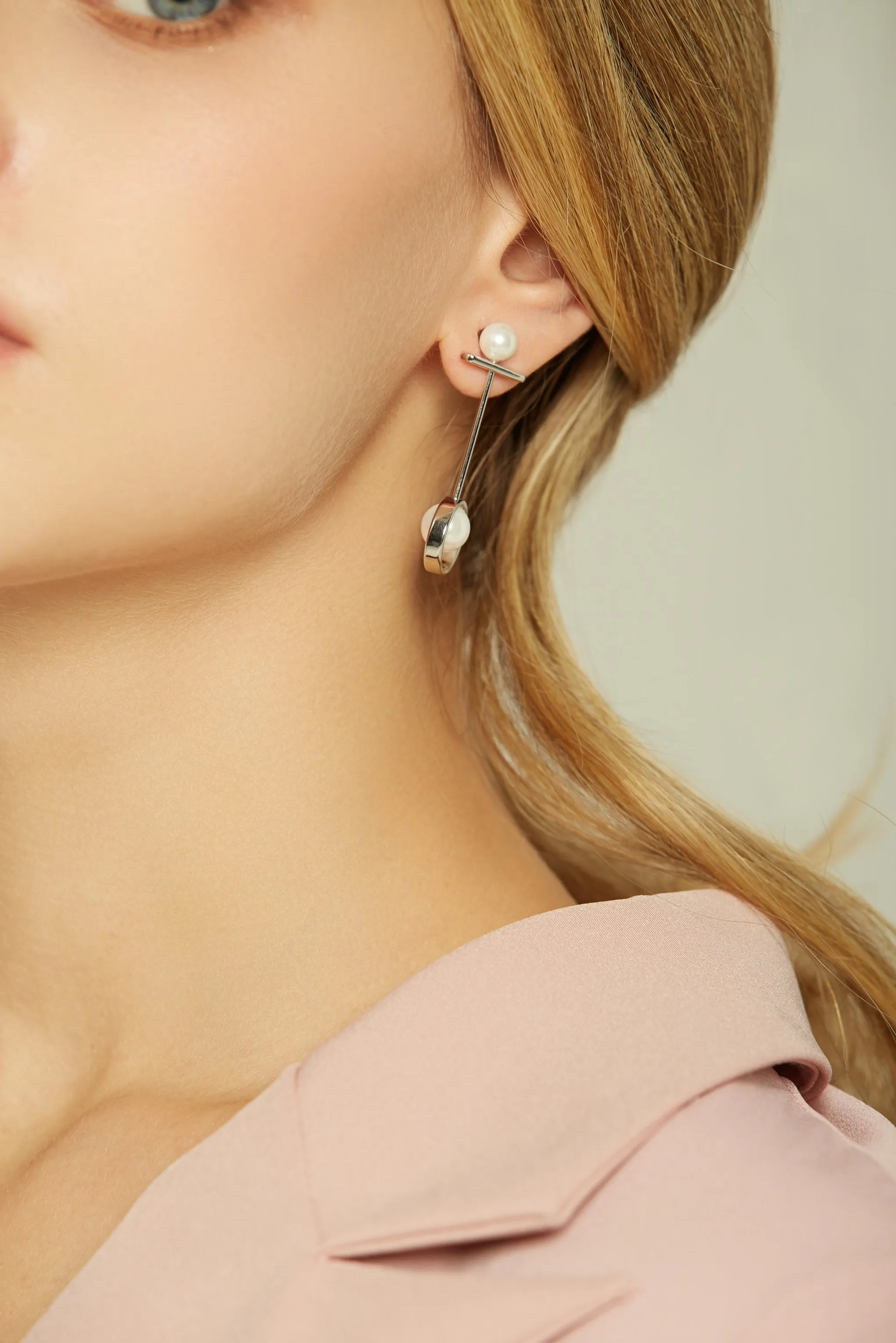 Artsy Faux Pearl Drop Earrings