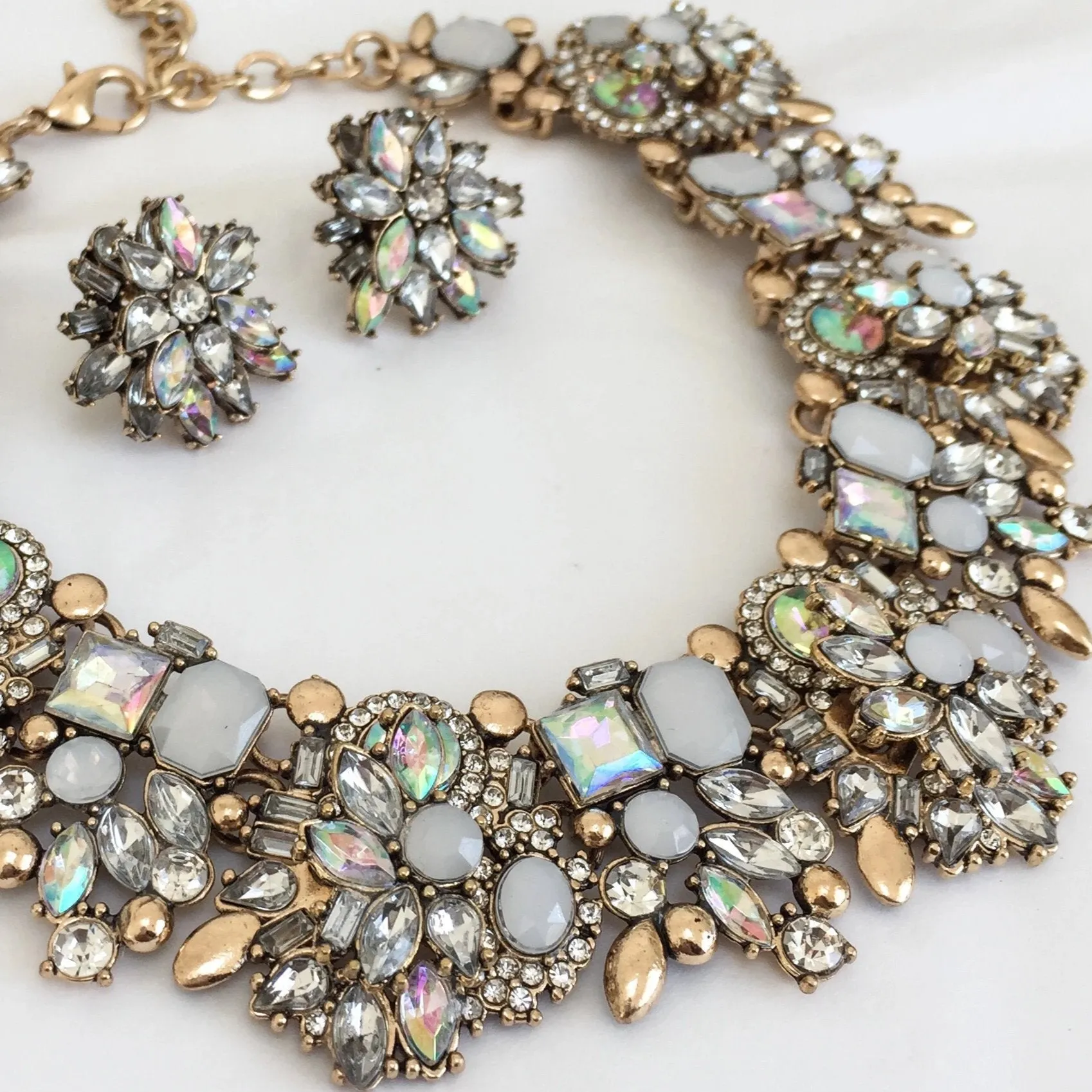 AYVA White & Iridescent Statement Necklace