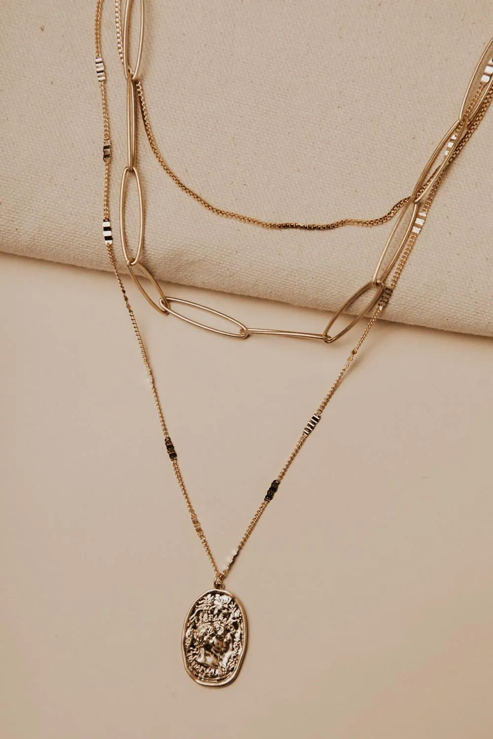 Dainty Chain Pendant Necklace