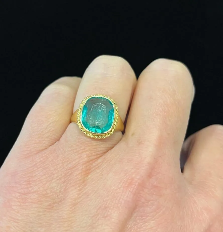 Edwardian Australian 3.80ct Colombian Emerald Ring