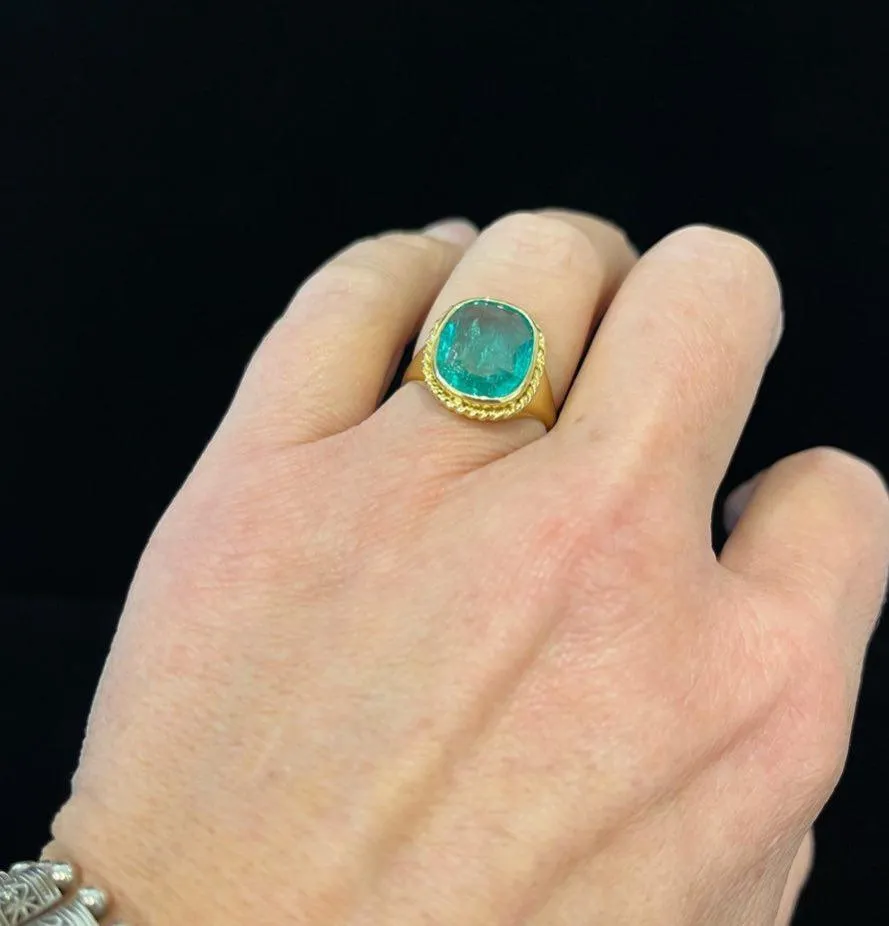 Edwardian Australian 3.80ct Colombian Emerald Ring