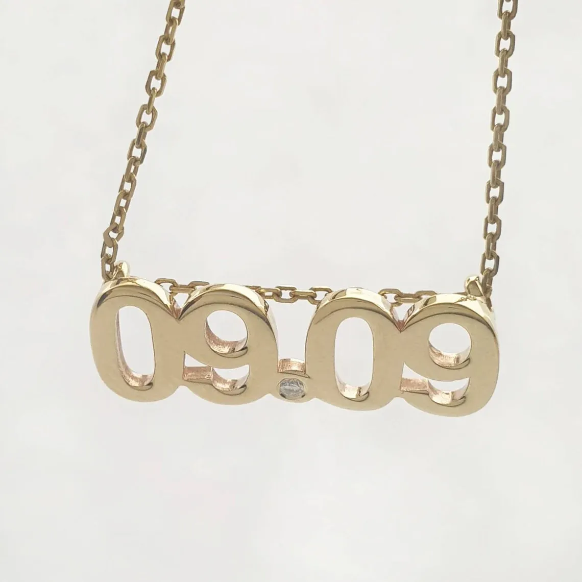 Gold Necklace With Date And Real Diamond