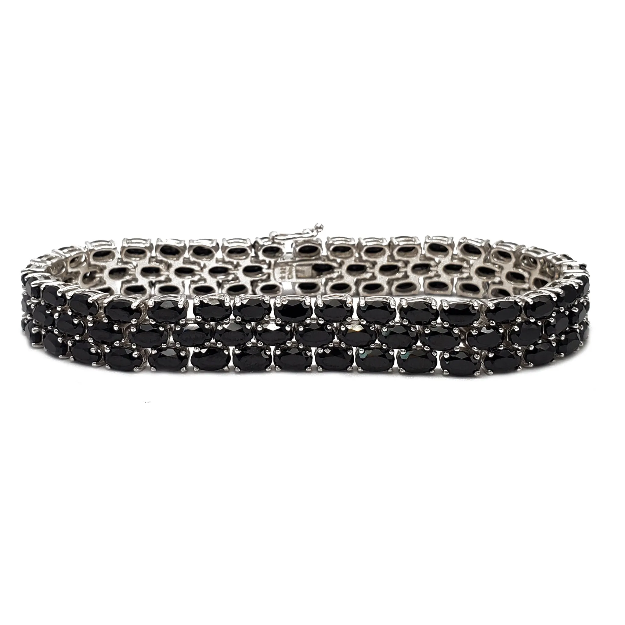 Oval Black Onyx Bracelet (Silver)