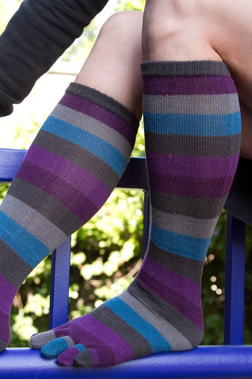 Peacock Stripe Toe Socks