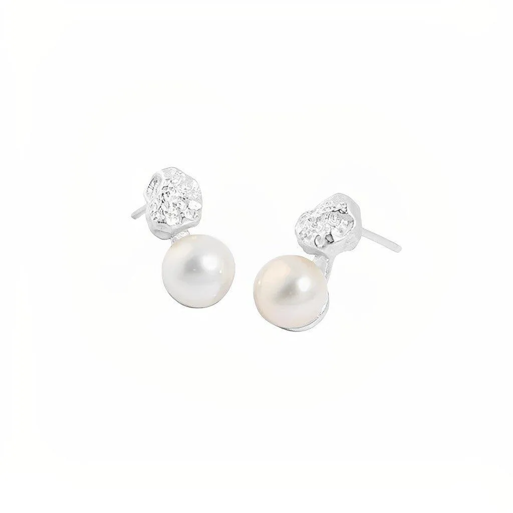 Pearl Stud Earrings - Alicia