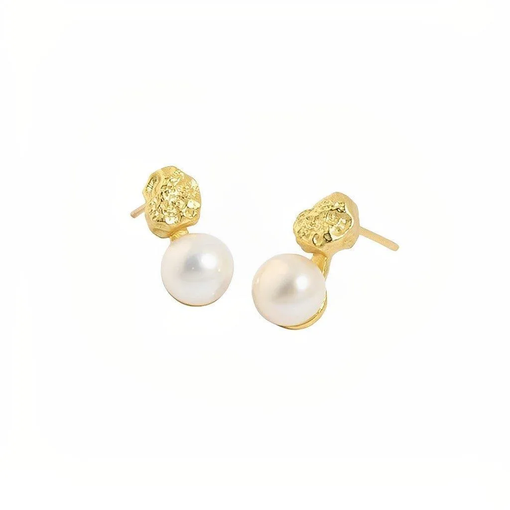 Pearl Stud Earrings - Alicia