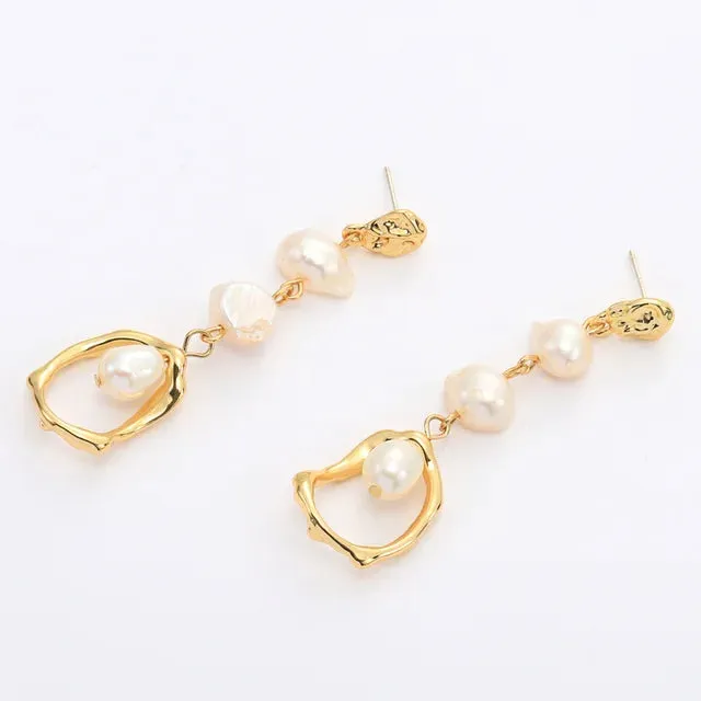 Pre Order:  Faux Pearl Retro Earrings