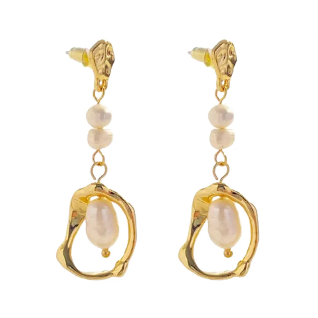 Pre Order:  Faux Pearl Retro Earrings