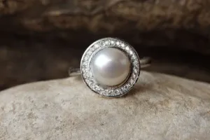 Silver Pearl Ring