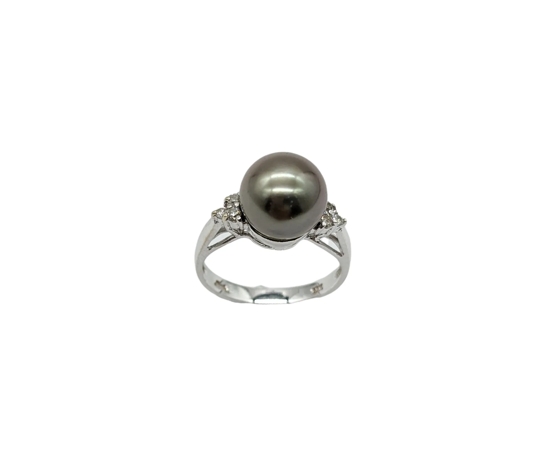 Tahitian 10 mm Pearl Ring with Diamond Chips