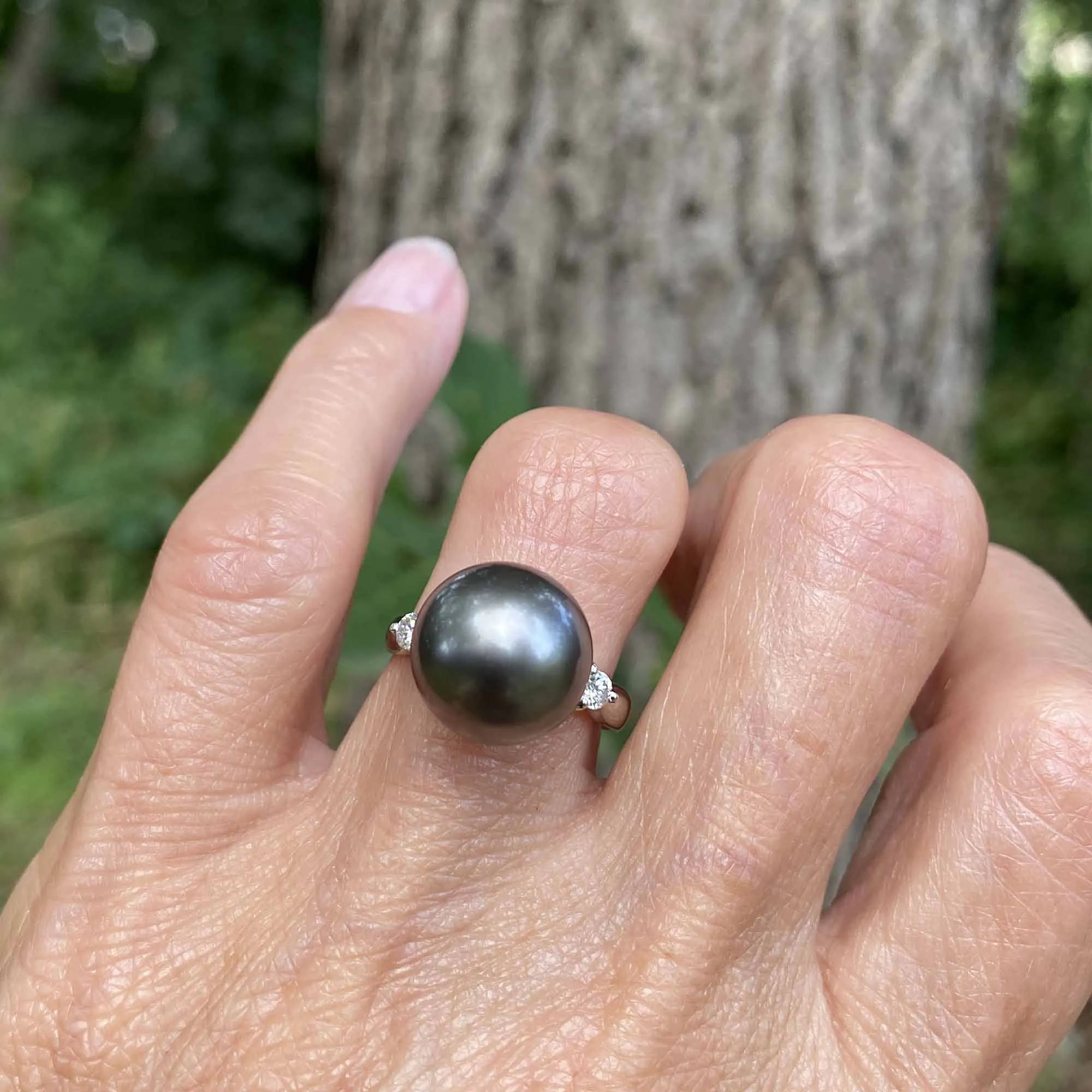 Tahitian Black Pearl Diamond Platinum Ring