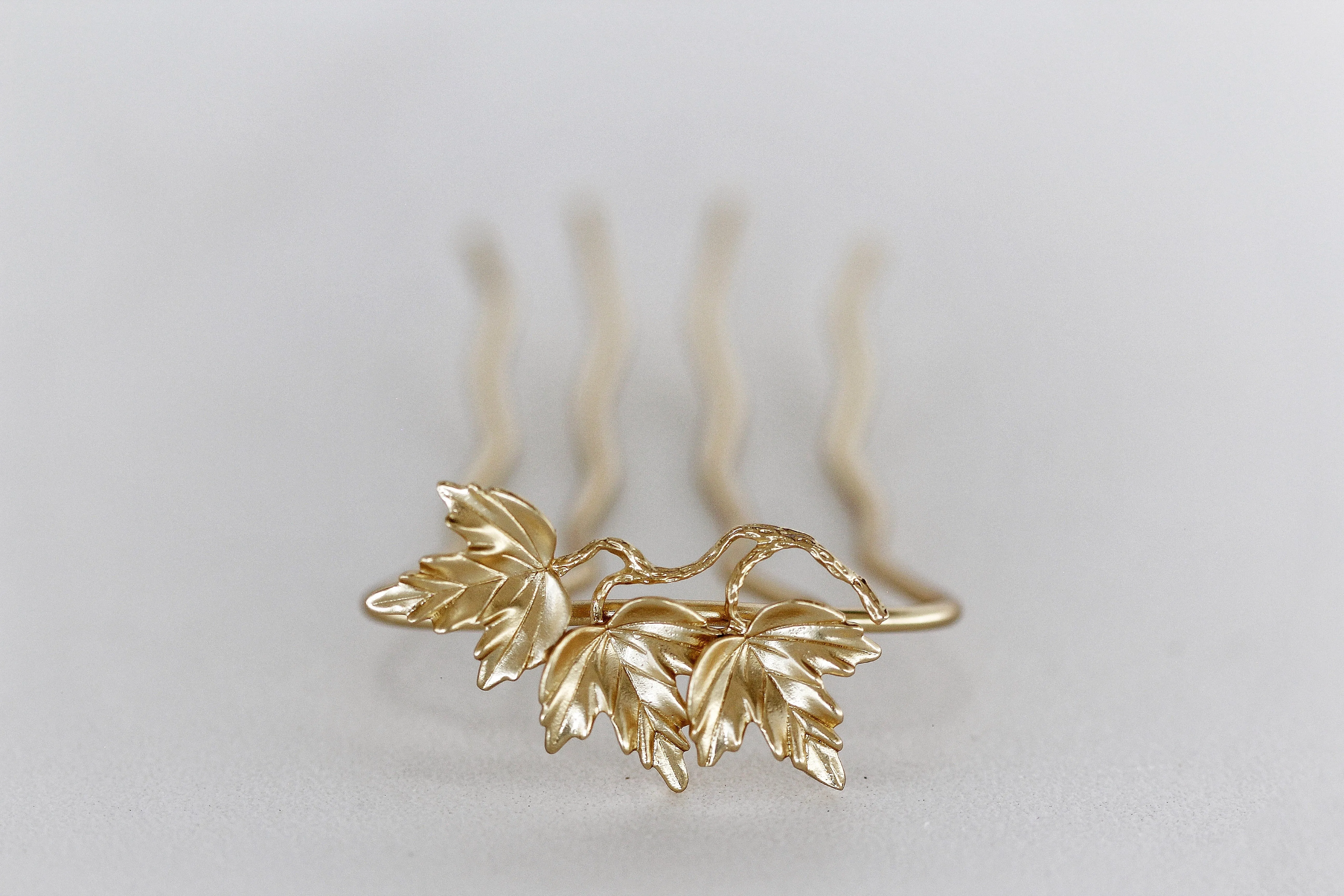 Triple Maple Leaves Hair Prong